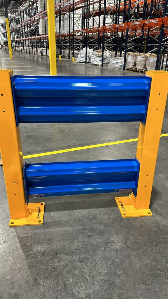 Warehouse guard rail system with offset footplates