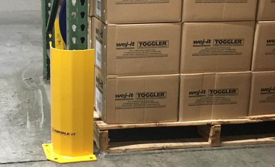  Handle-It rack yellow post protectors